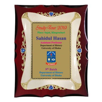 woodenworld white frame crest
