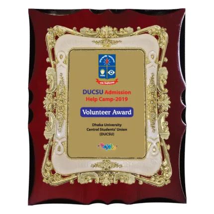 woodenworld white frame crest